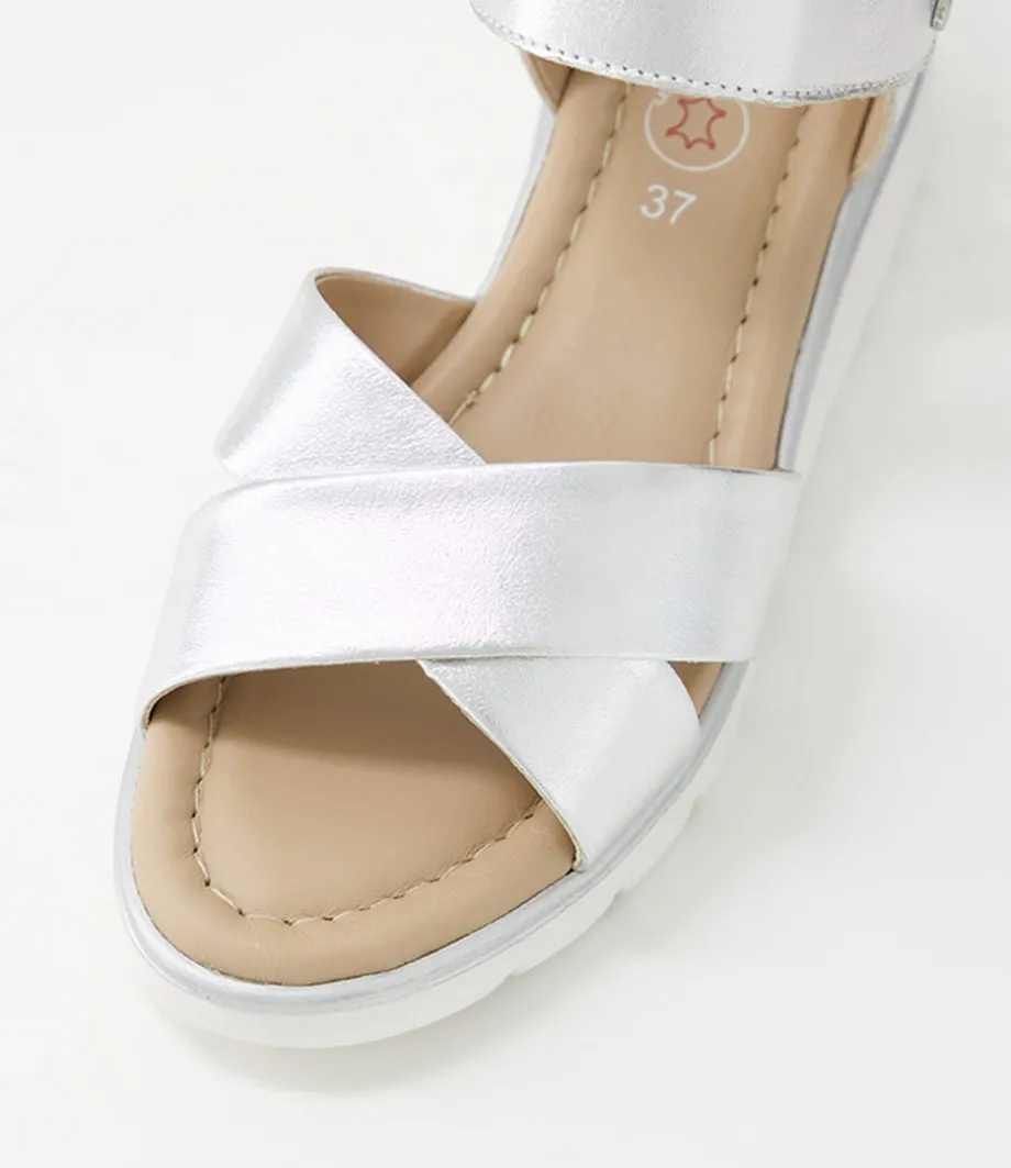 Rimini 32 Silver Leather Sandals