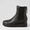 Rinnit Black Leather Chelsea Boots