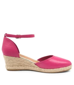 Rylen Fuchsia Leather