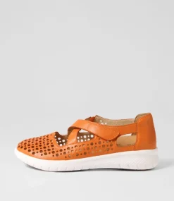 Sachet Xf Orange Leather Flat Shoes