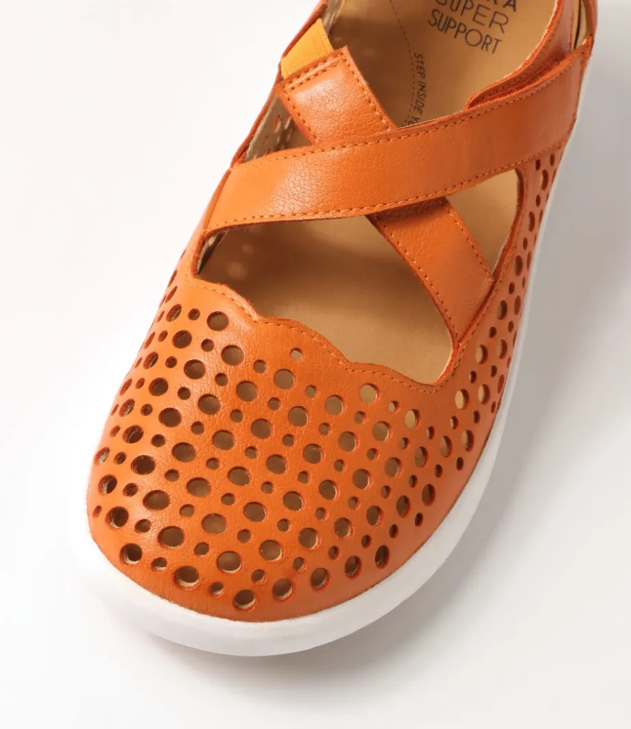 Sachet Xf Orange Leather Flat Shoes