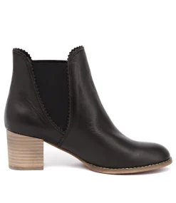 Sadore Black Leather