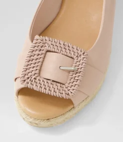 Saloso Rose Leather Buckle Sandals
