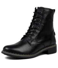 Selena 06 Black Leather