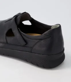 Seras Xf Black Leather Sneakers