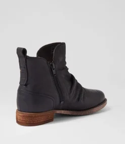 Sienna 38 Black Leather Ankle Boots
