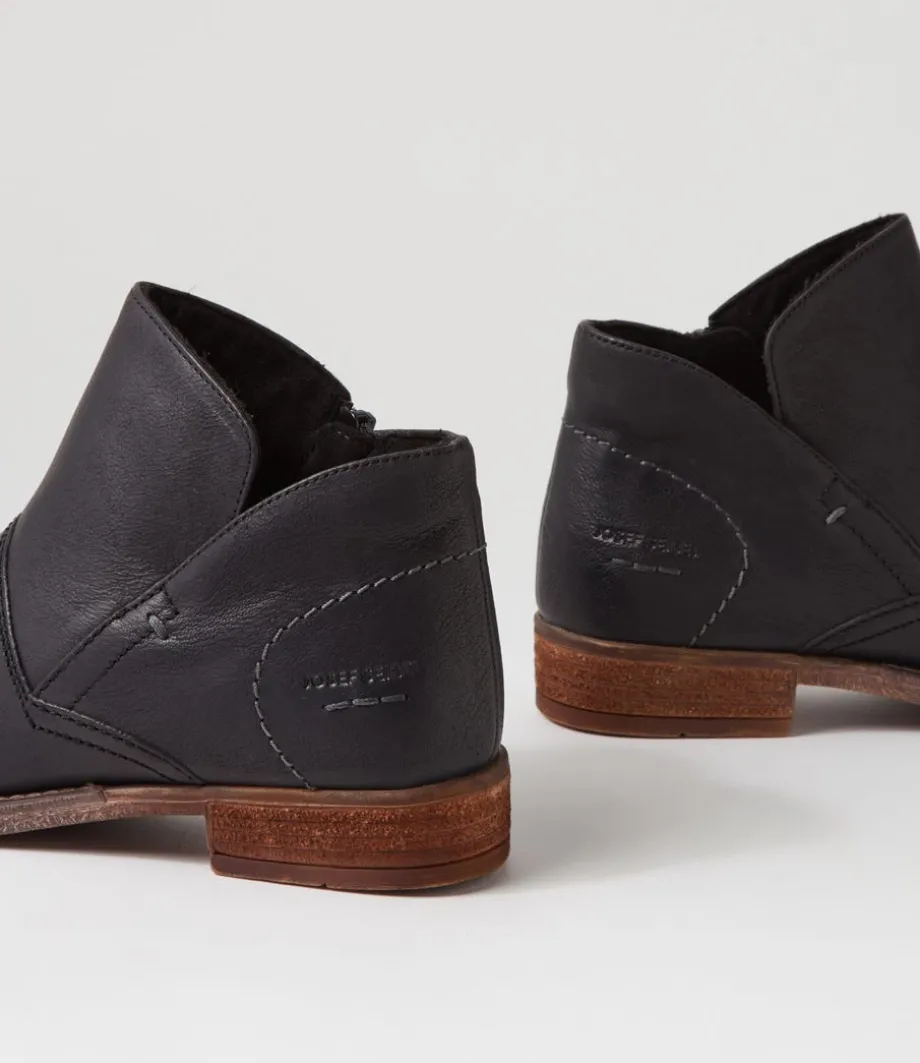 Sienna 81 Black Leather Chelsea Boots