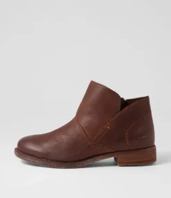 Sienna 81 Camel Leather Chelsea Boots