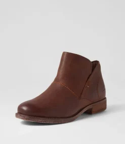 Sienna 81 Camel Leather Chelsea Boots