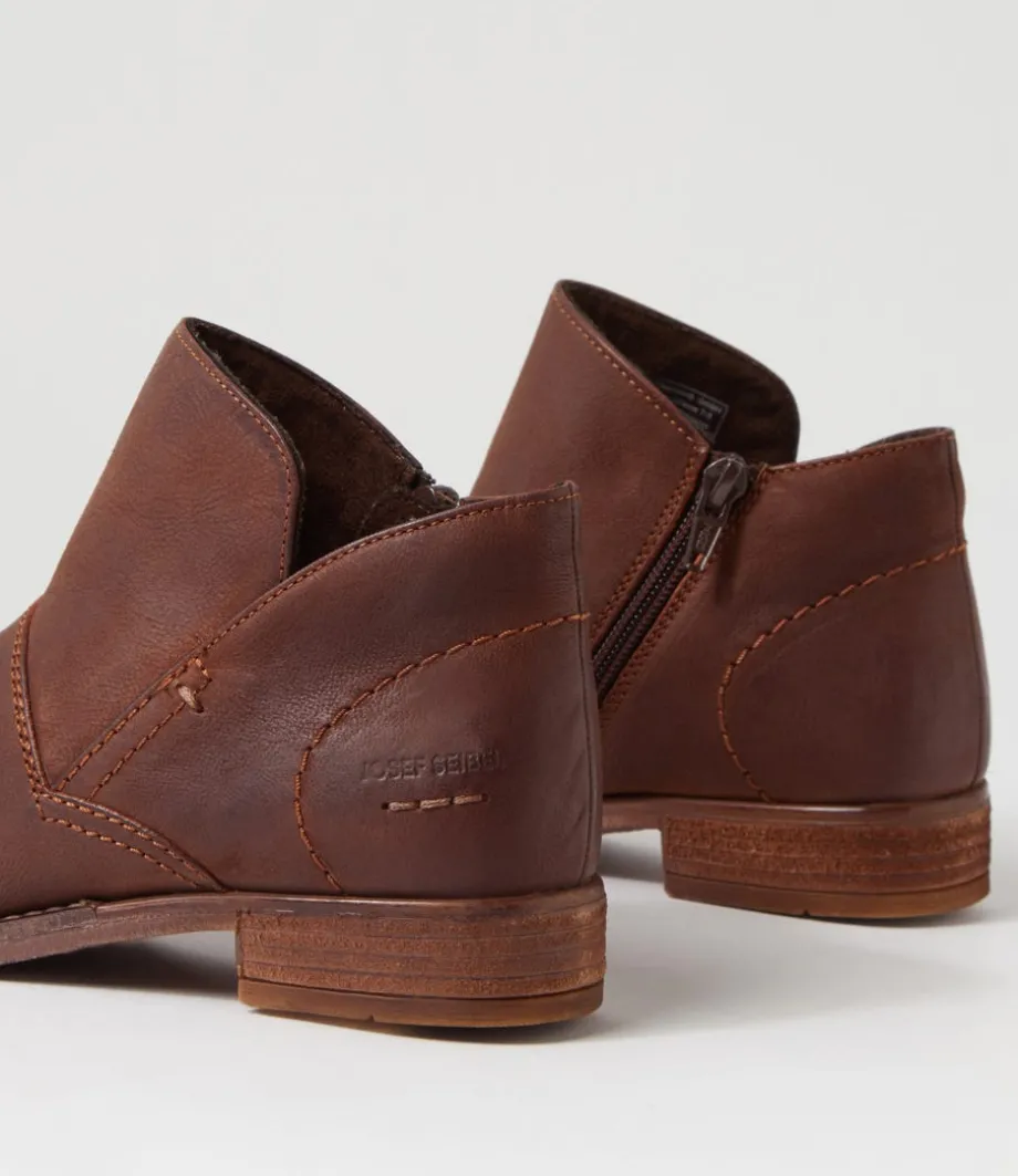 Sienna 81 Camel Leather Chelsea Boots