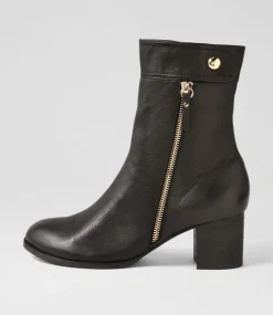 Skyy Black Leather Chelsea Boots