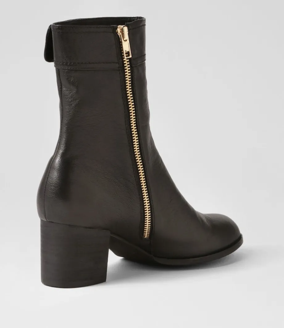 Skyy Black Leather Chelsea Boots