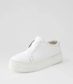 Synty White Leather Sneakers