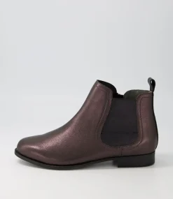 Talia Xf Black Glow Leather Chelsea Boots