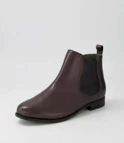 Talia Xf Black Glow Leather Chelsea Boots