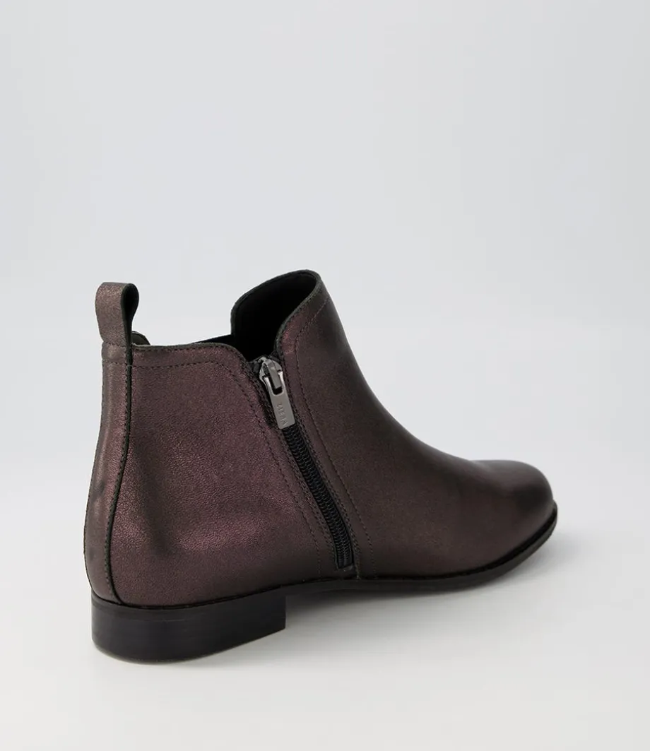 Talia Xf Black Glow Leather Chelsea Boots