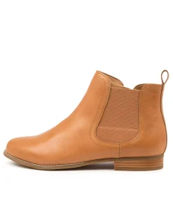 Talia Xf Tan Leather Ankle Boots