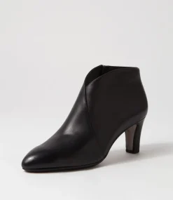 Templess Black Leather Ankle Boots