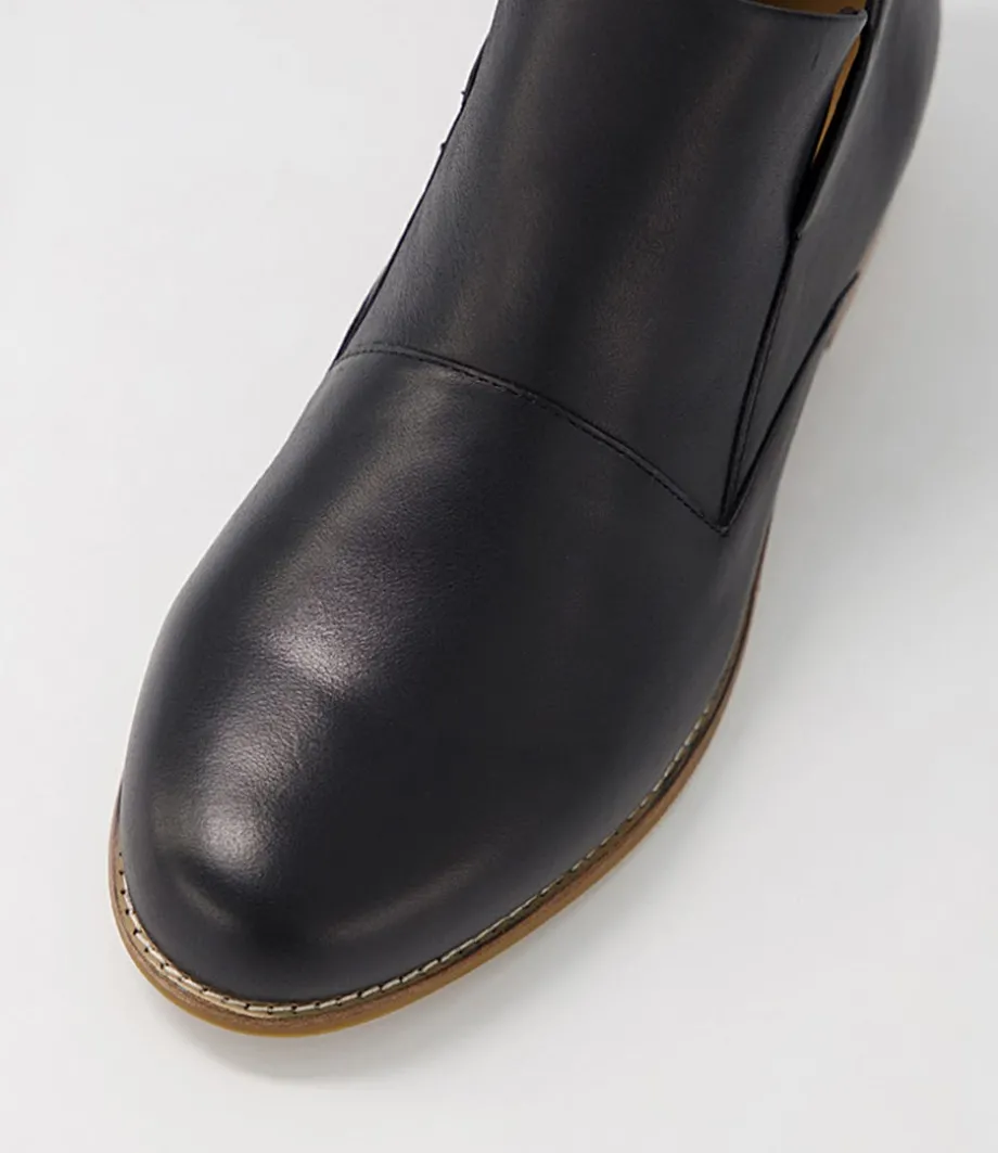 Thiem Xf Black Leather Ankle Boots