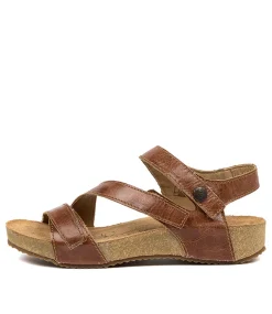 Tonga 25 Camel Leather