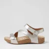 Tonga 25 Cristal Leather Sandals