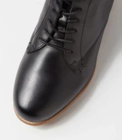 Trae Xf Black Leather Ankle Boots