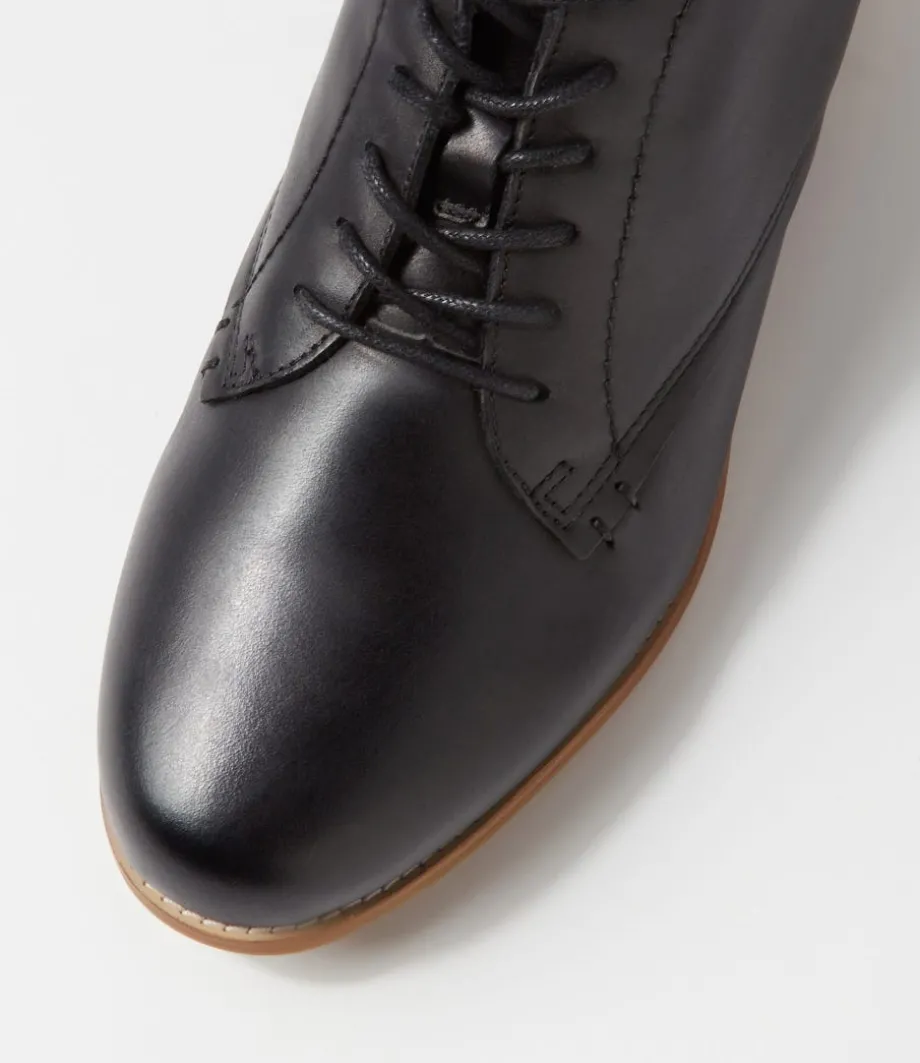 Trae Xf Black Leather Ankle Boots