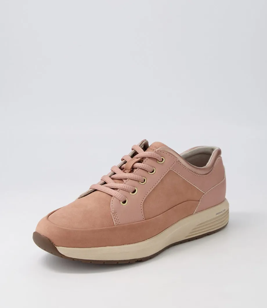 Trustride Prowalker Tuscany Nubuck Sneakers