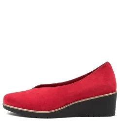 Umme Red Suede Wedges