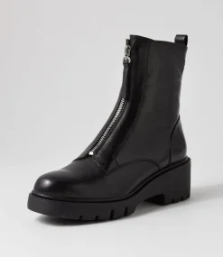 Uruba Black Leather Ankle Boots