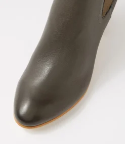 Usset Olive Elastic Leather Ankle Boots