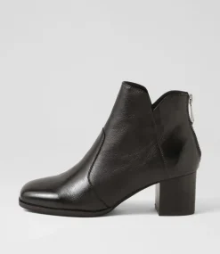 Vascal Black Leather Ankle Boots