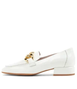 Vivandy White Patent Leather Heels