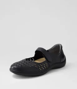 Wardela Xf Black Leather Flat Shoes