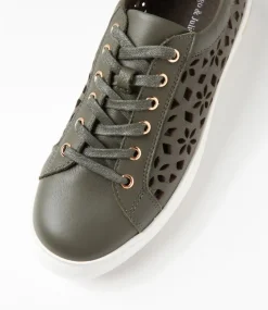 Wim Olive White Leather Sneakers