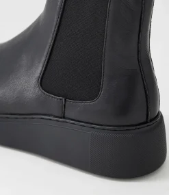 Yestin Black Leather Chelsea Boots